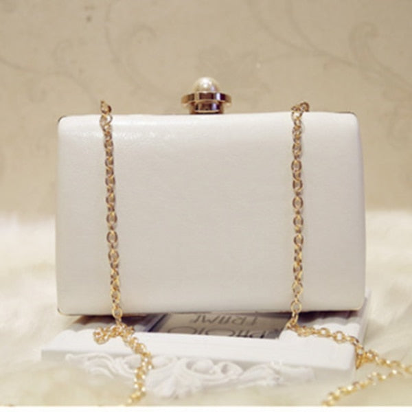 Flower And Pearl Clutch Purse